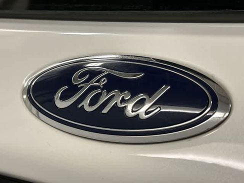 Used 2024 Ford Explorer ST-Line w/ Class IV Trailer Tow Package image 28