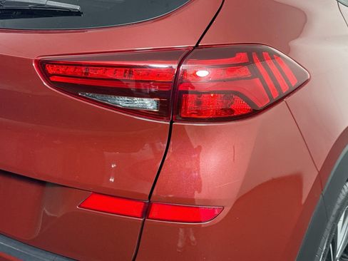 Used 2019 Hyundai Tucson Sport FWD image 34