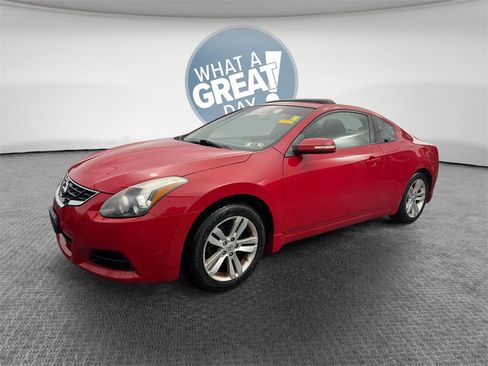 Used 2010 Nissan Altima 2.5 S w/ Premium Pkg image 8