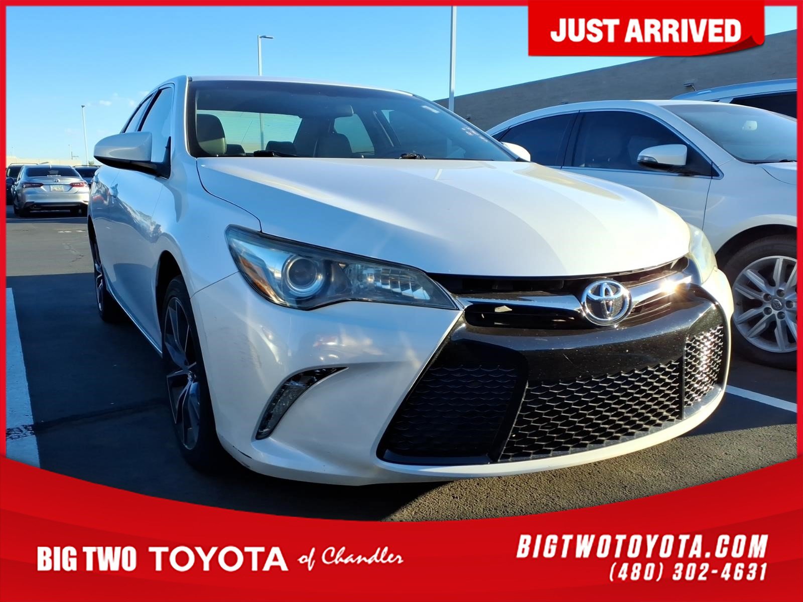 Used 2017 Toyota Camry XSE FWD image 1