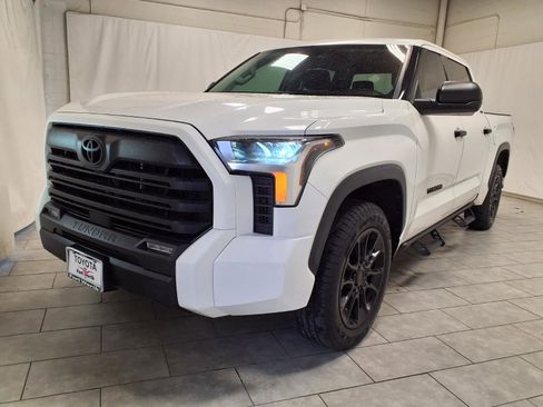 Used 2023 Toyota Tundra SR5 image 3