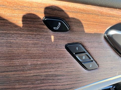 Used 2022 Jeep Grand Cherokee Summit w/ Adv Protech Group IV image 18