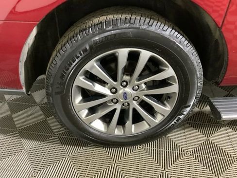 Used 2018 Ford Expedition Max Limited image 13