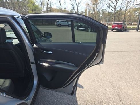 Used 2022 Cadillac XT4 Premium Luxury w/ Technology Package image 32