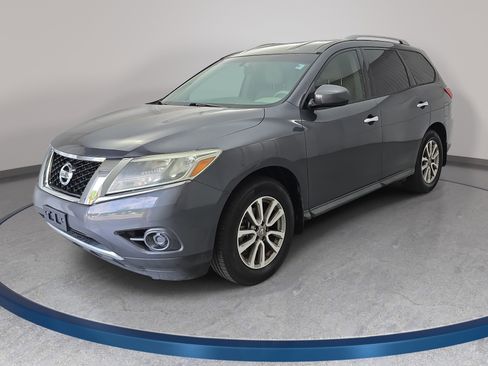 Used 2014 Nissan Pathfinder SV AWD/4WD image 1