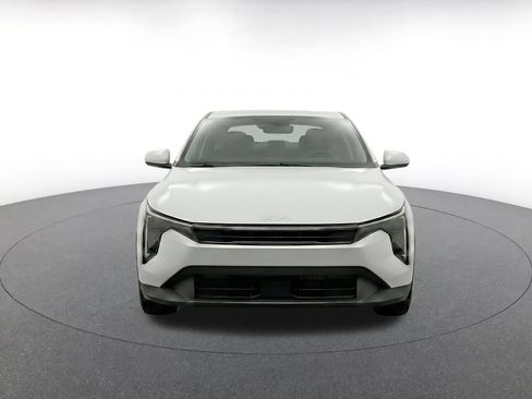Used 2025 Kia K4 FWD image 2