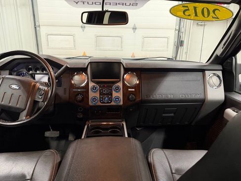 Used 2015 Ford F250 Lariat w/ Lariat Interior Package image 22