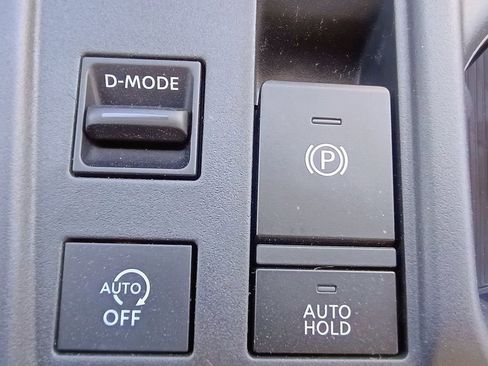 New 2026 Nissan Sentra SL w/ Floor Mat Package FWD image 21