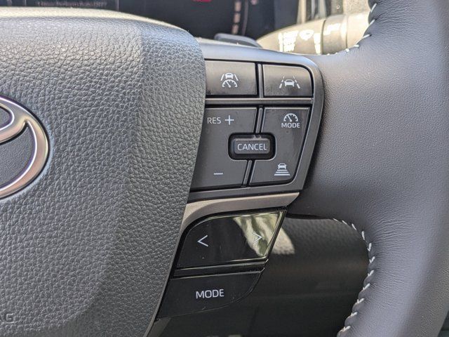 Used 2025 Toyota Camry SE w/ Convenience Package FWD image 23