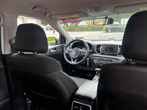 Used 2017 Kia Sportage LX AWD/4WD image 24