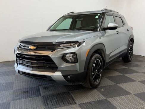 Used 2023 Chevrolet TrailBlazer LT w/ Convenience Package AWD/4WD image 6