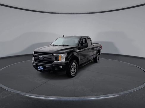 Used 2019 Ford F150 XLT w/ Equipment Group 302A Luxury image 3