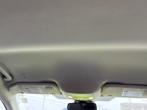 Certified 2024 Ford Edge SEL w/ Convenience Package image 13