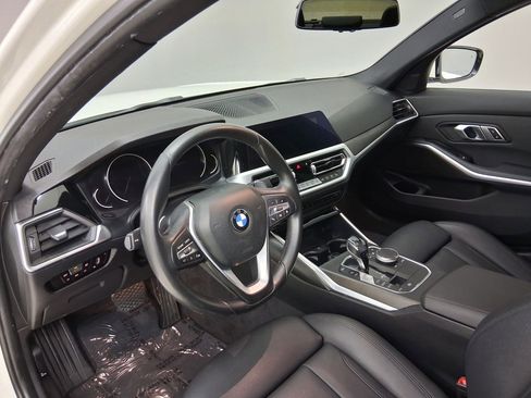 Used 2020 BMW 330i Sedan w/ Driving Assistance Package RWD image 2
