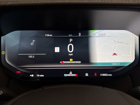 Certified 2025 Land Rover Range Rover SE image 11