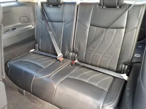 Used 2013 INFINITI JX35 AWD w/ Premium Pkg image 23