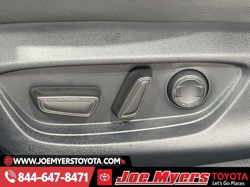 Certified 2025 Toyota Camry XSE image 28