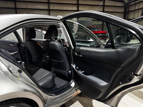 Used 2014 Lexus IS 250 image 21