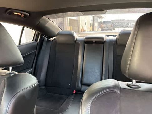 Used 2018 Dodge Charger R/T w/ Plus Group image 5