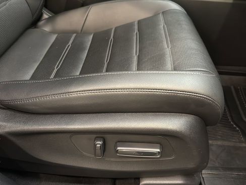 Certified 2024 Honda CR-V EX-L image 20