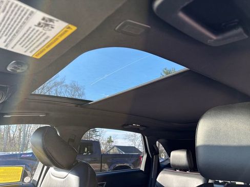 Used 2023 Ford Edge ST-Line AWD/4WD image 29