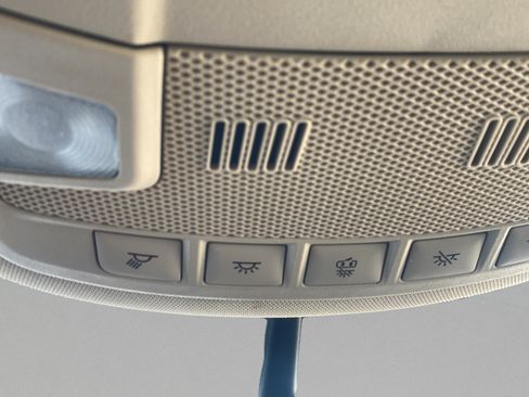 Used 2017 Lincoln MKC Premiere FWD image 21