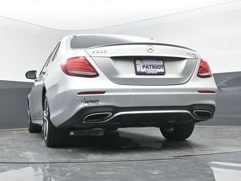 Used 2017 Mercedes-Benz E 300 4MATIC image 46