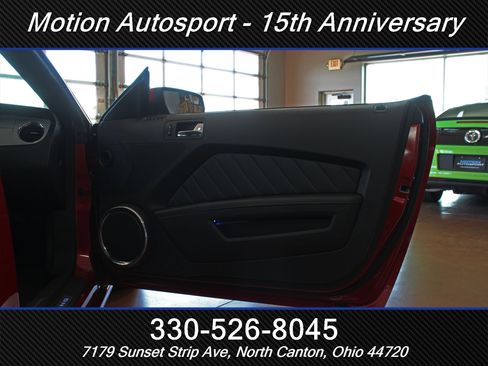 Used 2013 Ford Mustang GT Premium w/ Security Pkg RWD image 30