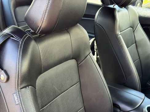 Used 2015 Ford Mustang Premium RWD image 9