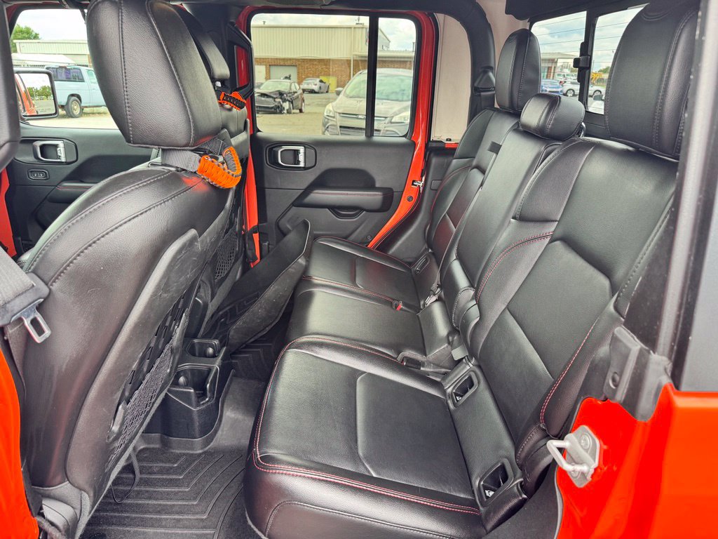 Used 2020 Jeep Gladiator Rubicon w/ Dual Top Group AWD/4WD image 31