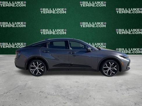 Used 2024 Toyota Crown Limited image 3