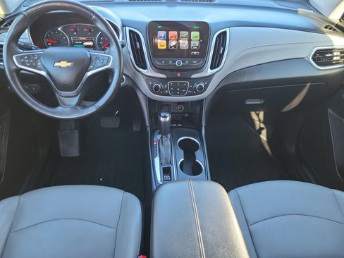 Used 2018 Chevrolet Equinox Premier image 9