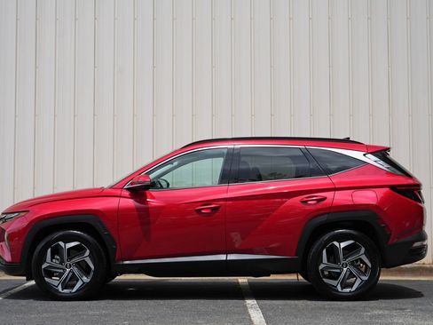 Used 2022 Hyundai Tucson Limited w/ Cargo Package AWD/4WD image 8