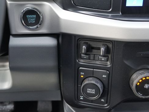 New 2026 Ford F250 XLT w/ XLT Premium Package image 8