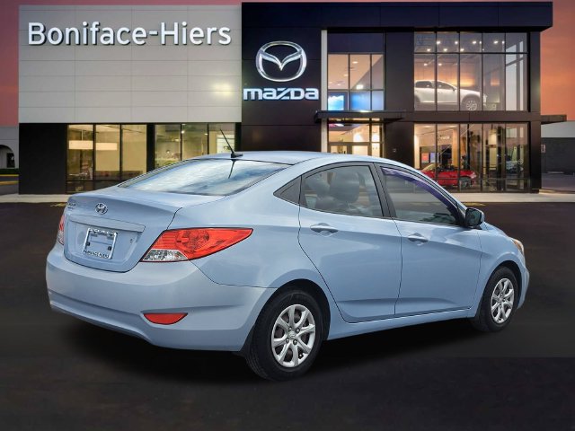 Used 2012 Hyundai Accent GLS FWD image 30