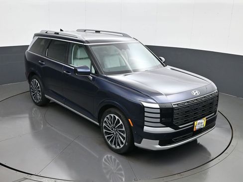 Certified 2026 Hyundai Palisade Calligraphy AWD/4WD image 16