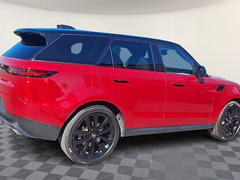 Used 2024 Land Rover Range Rover Sport SE image 8