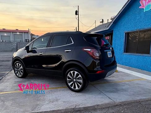 Used 2021 Buick Encore Preferred AWD/4WD image 4