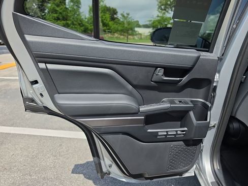 New 2026 Toyota 4Runner SR5 AWD/4WD image 29