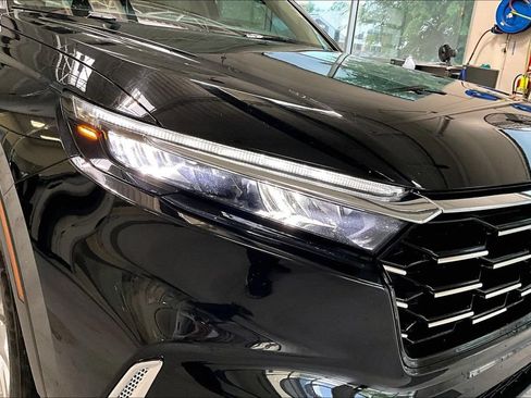 Used 2025 Honda CR-V EX image 29