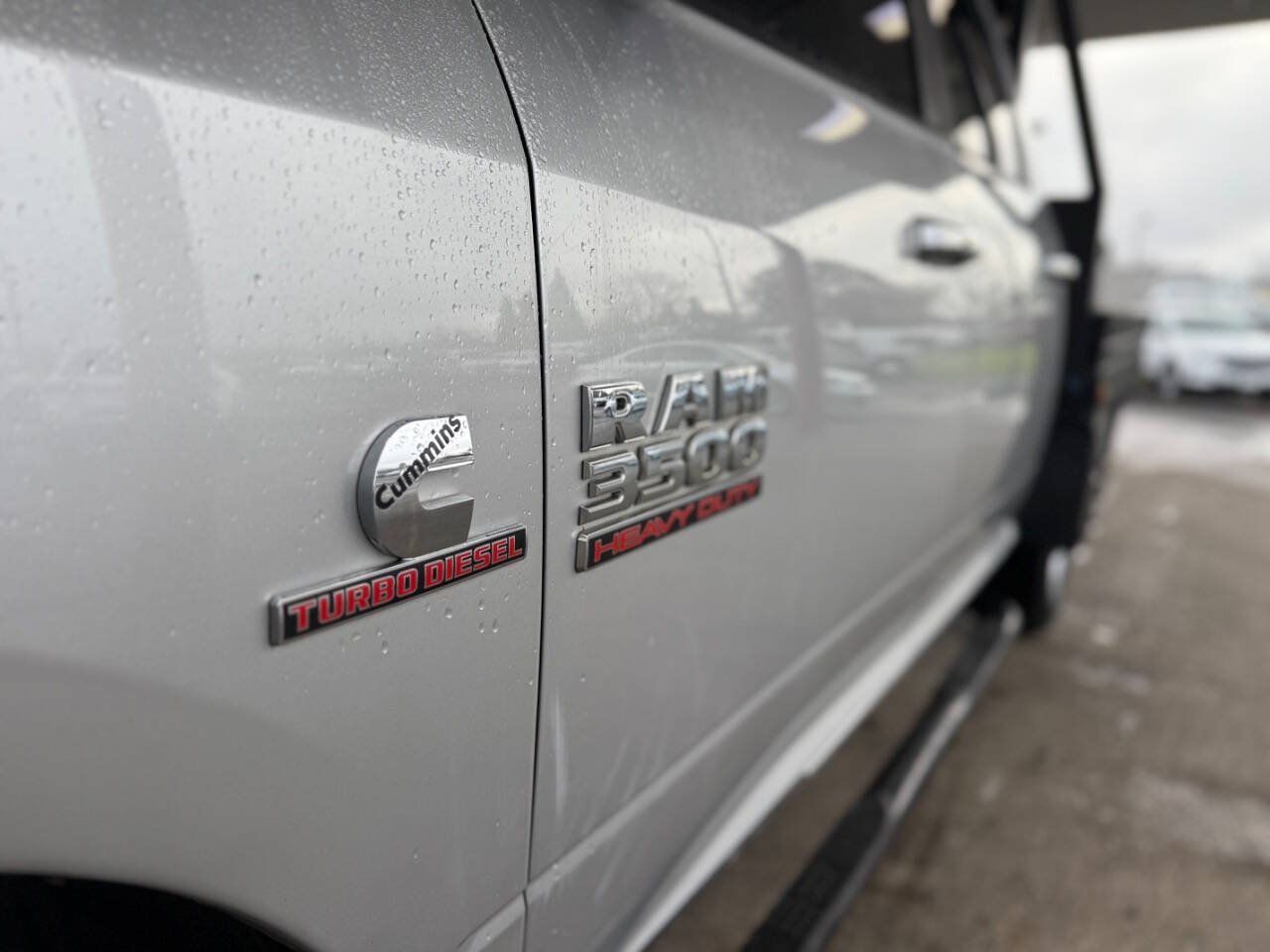 Used 2014 RAM 3500 SLT w/ Cold Weather Group AWD/4WD image 5
