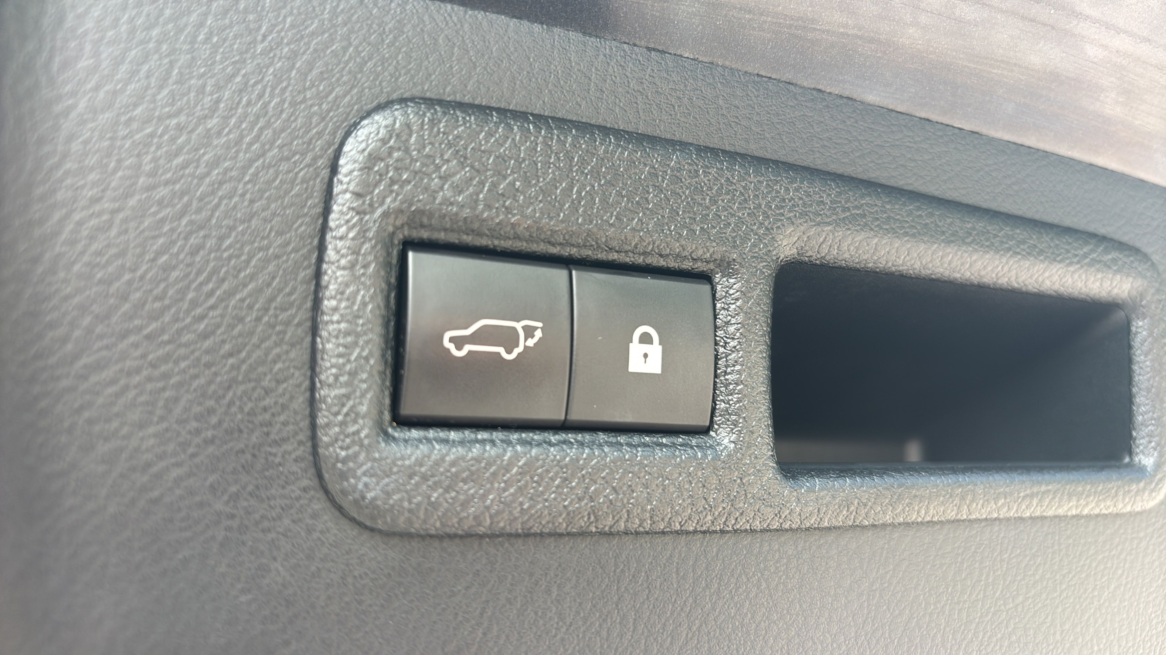 Used 2018 Lexus NX 300 FWD w/ Accessory Package 2 image 13