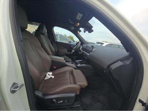 Used 2025 BMW X3 xDrive30i image 15
