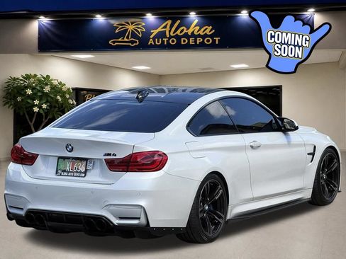 Used 2018 BMW M4 Coupe RWD image 5