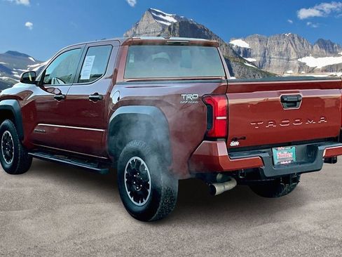 Used 2025 Toyota Tacoma TRD Off-Road image 13