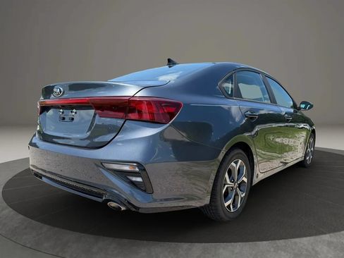 Used 2020 Kia Forte LXS FWD image 5