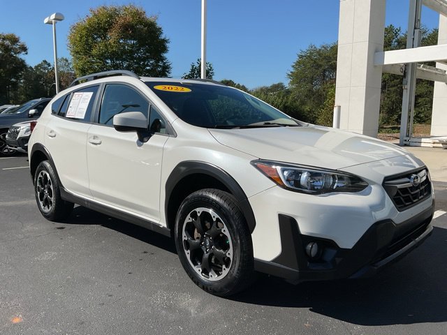 Used 2022 Subaru Crosstrek 2.0i Premium w/ Moonroof Package AWD/4WD image 5