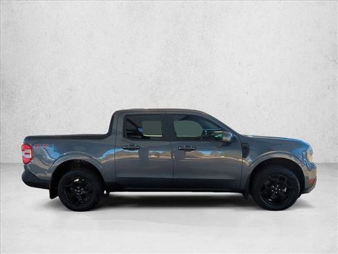 Used 2023 Ford Maverick Lariat w/ Lariat Luxury Package image 4