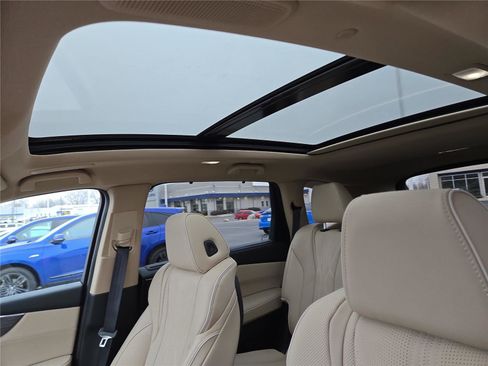 New 2026 Acura MDX w/Advance image 21