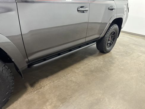 Used 2022 Toyota 4Runner TRD Off-Road Premium AWD/4WD image 11